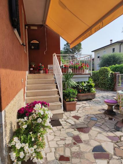 Double Room,1351866454:JPEG